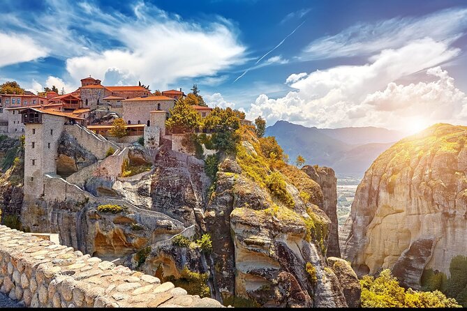 Meteora Full Day Private Tour From Athens Including Lunch - Logistics and Overall Experience