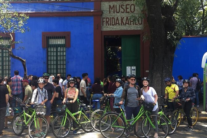 Mexico City Bike Tour With Coyoacan and Frida Kahlo Museum - Tour Experience and Sightseeing