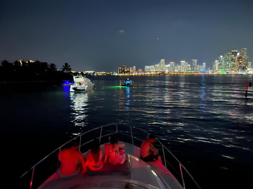 Miami: Private Sunset Yacht With Courtesy Drinks to Toast - Free Cancellation Policy