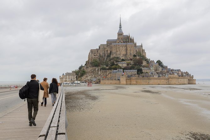 Mont Saint Michel Day Trip With Abbey Entrance From Paris - Tour Guide Feedback