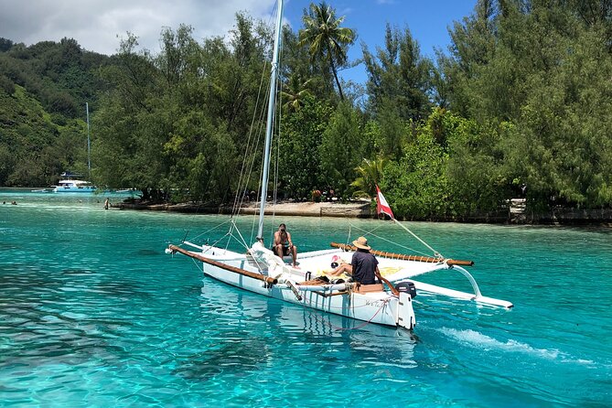 Moorea Sunset Sailing - Refreshments on Board