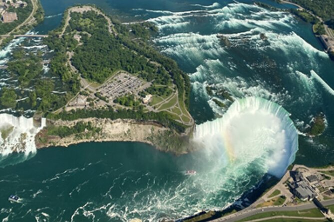 Niagara Falls Day Tour From Toronto With Boat, Lunch& Winery Stop - Food and Scenic Stops