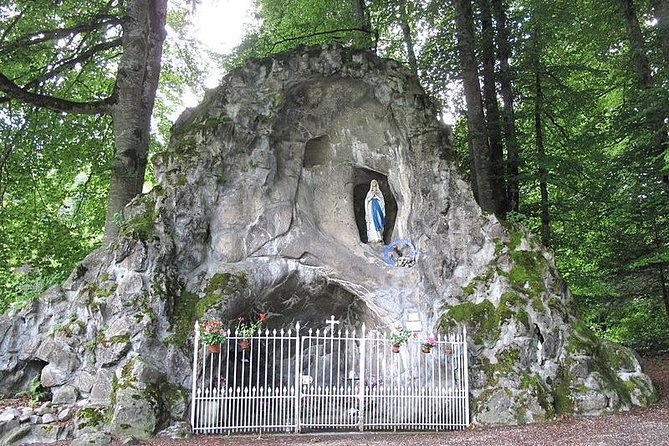 Our Lady of Lourdes Sacred Private Walking Tour - Tour Pricing