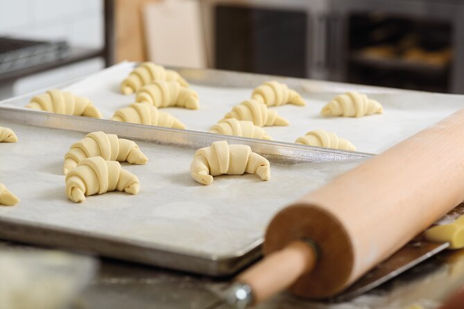 Paris Croissant Small-Group Baking Class With a Chef - Common questions