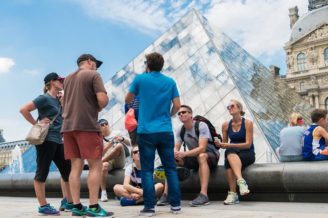 Paris Highlights Bike Tour: Eiffel Tower, Louvre and Notre-Dame - Meeting Point and Logistics
