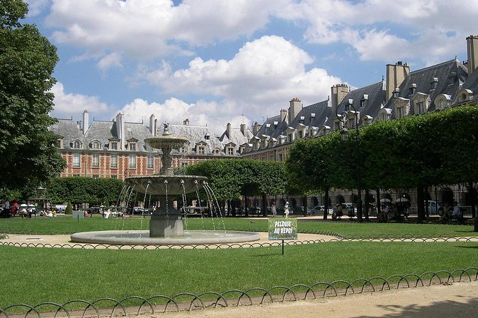 Paris Le Marais Historical Walking Tour With Wine and Cheese Tasting - Tour Highlights and Disappointing Experiences