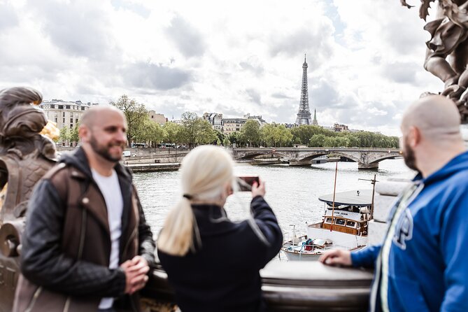 Paris Photography Tour With a Local Expert: Private & Personalized - Pricing & Terms