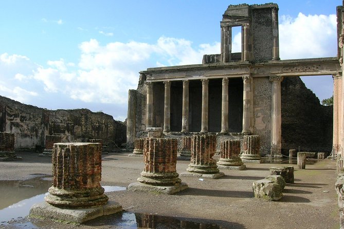 Pompeii Small Group Tour With an Archaeologist - Additional Information