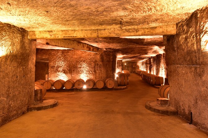 Private Tour in Saint-Emilion: Underground Monuments and Grands Crus Tasting - Itinerary Details