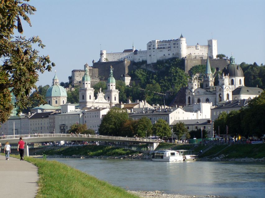 Salzburg 2.5-Hour Walking Tour: Mozart, Old Town & More - Salzburgs History and Culture Insights