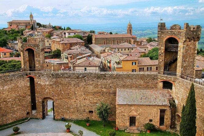 San Gimignano, Chianti, and Montalcino Day Trip From Siena - Tips for a Memorable Day Trip