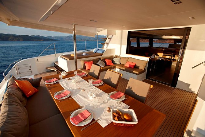 Santorini Luxury Catamaran Day Cruise With BBQ,Drinks,Transfer - How to Prepare for the Cruise