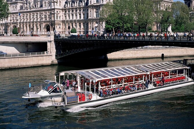 Seine River Cruise With Commentary One Hour Seine Cruise - Additional Information and Tips