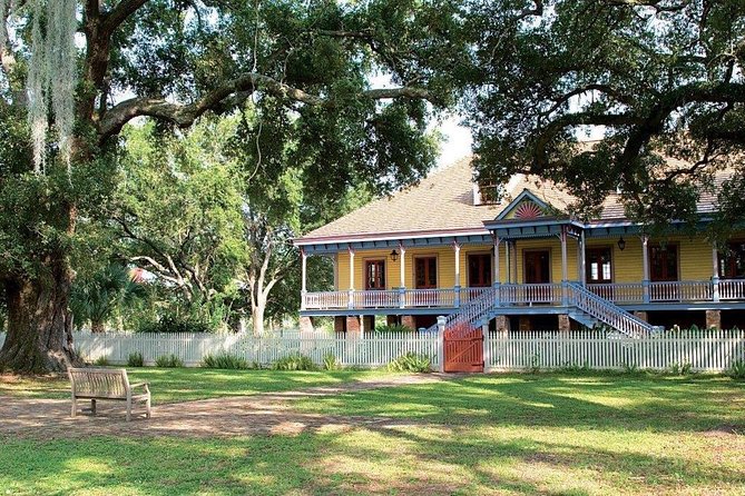Small-Group Laura and Whitney Plantation Tour From New Orleans - Service Quality and Guide Expertise