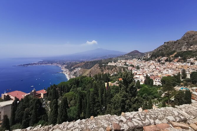 Taormina and Isola Bella Day Tour Including Boat Tour - Tour Guide Experience and Itinerary