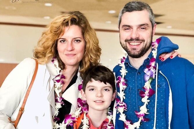 Traditional Airport Lei Greeting on Honolulu Oahu - Lei Greeting Significance