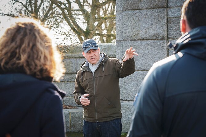 US DDAY Sites Full Day Tour 2nd Departure From Bayeux - Customer Reviews