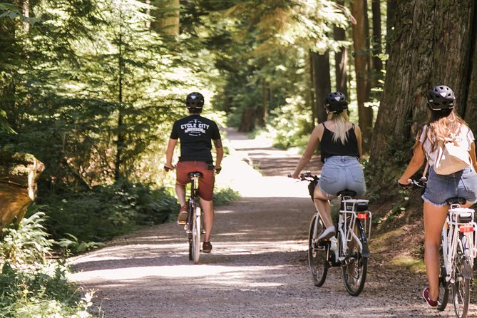 Vancouver Highlights Small-Group Bike Tour With Stanley Park - Tour Guides and Highlights