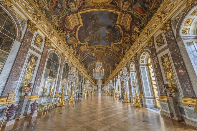 Versailles Palace Guided Tour With Coach Transfer From Paris - Visitor Recommendations and Impressions