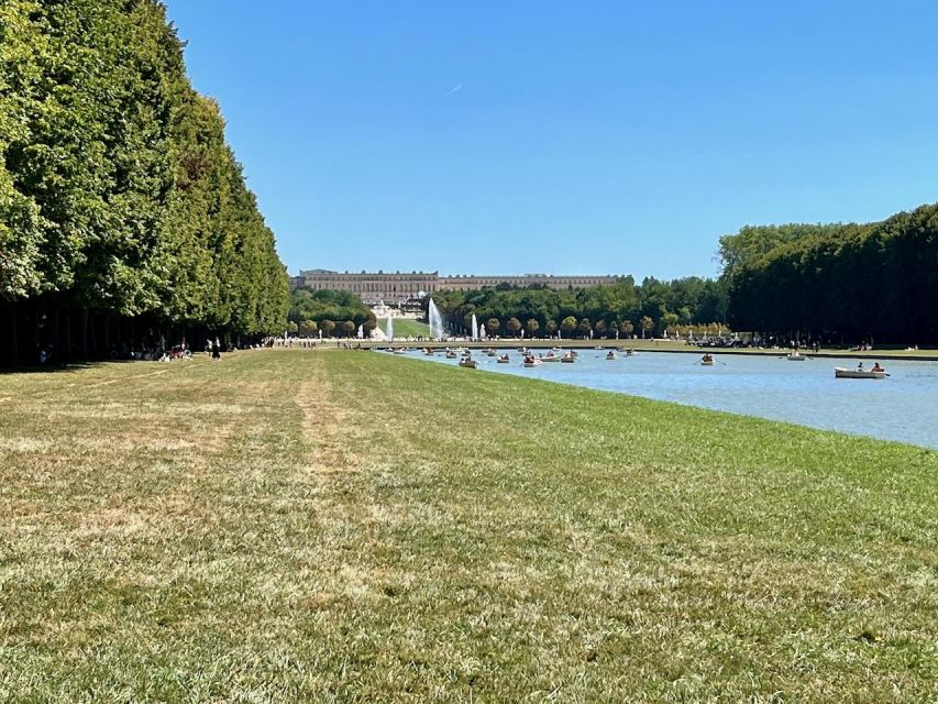 Versailles: Skip-The-Line Chateau and Estate Sidecar Tour - Meeting Point Details