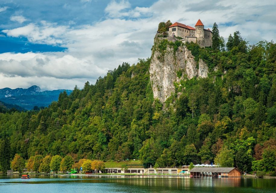 Vienna: Private Tour to Slovenia - Private Group Experience