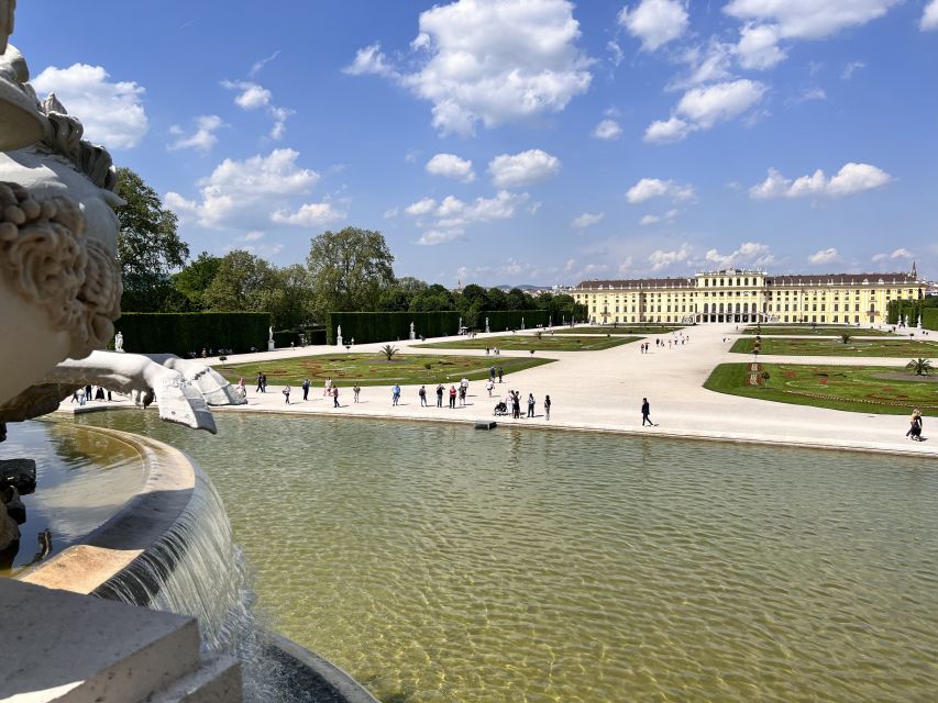 Vienna: Schönbrunn Palace and Gardens Guided Tour - Customer Reviews and Rating Summary