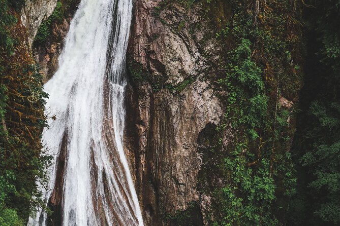 Visit Snoqualmie Falls and Hike to Twin Falls - Hike and Trip Experience