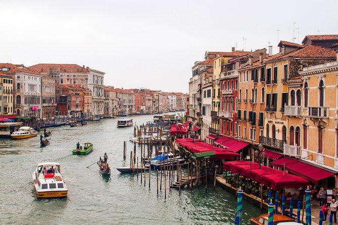 Welcome to Venice Small Group Tour: Basilica San Marco & Gondola Ride - Common questions