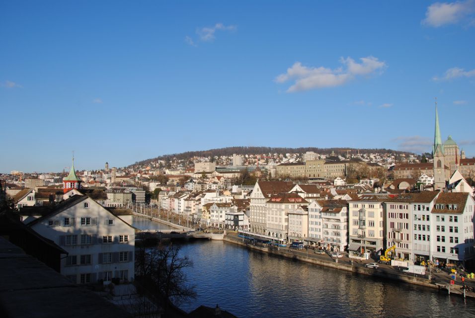 Zurich: 360 City Walk Including Hidden Spots - Local Transport to Zurich Lake