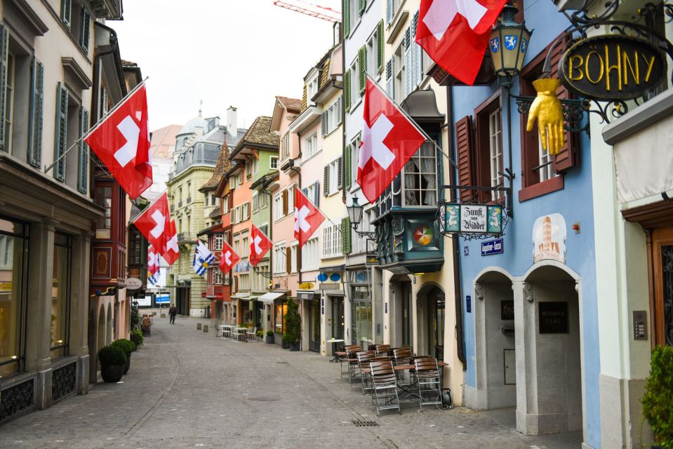 Zurich Discovery Walking Tour - Key Features