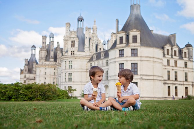 2 Days Mont Saint Michel, Loire Castles Guided Tour - Recommendations and Tour Experience