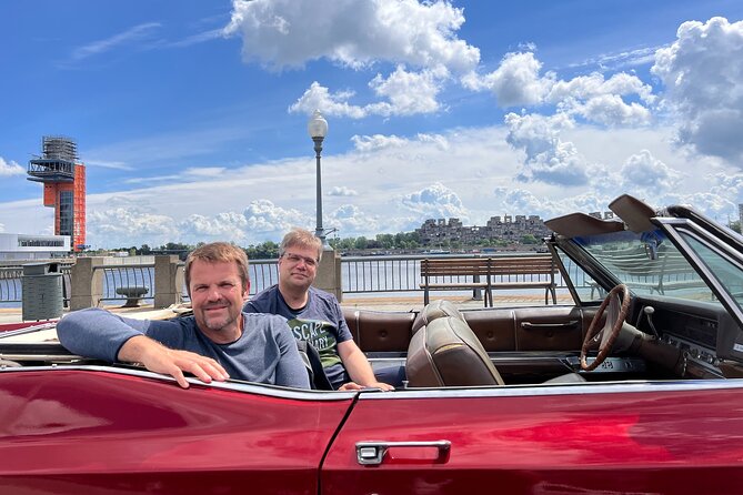 2 Hour Tour of Montréal in Vintage Convertible Cadillac Murals in Le Plateau - Final Words