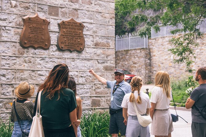 Amazing Old Quebec City Classique Walking Tour With 1 Funicular Ticket Included - Funicular Ticket Usage