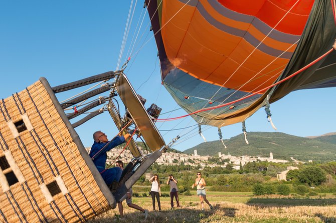 Balloon Adventures Italy, Hot Air Balloon Rides Over Assisi, Perugia and Umbria - Pricing and Booking Information