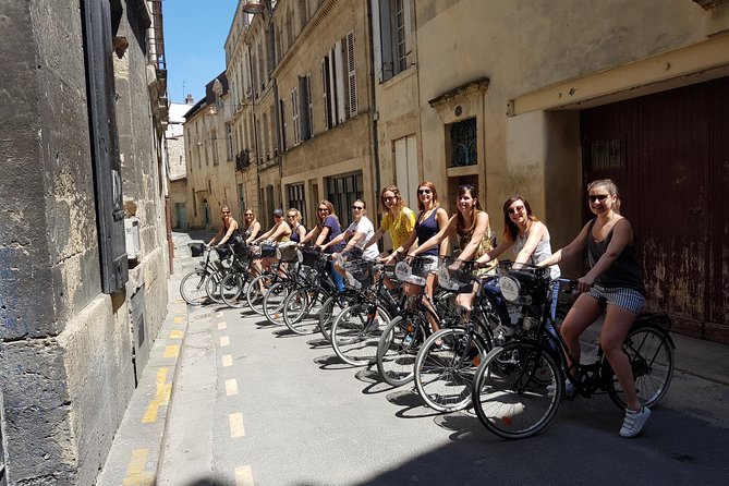 Bordeaux Essentials Sightseeing Bike Tour With a Local Guide - Reviews and Ratings