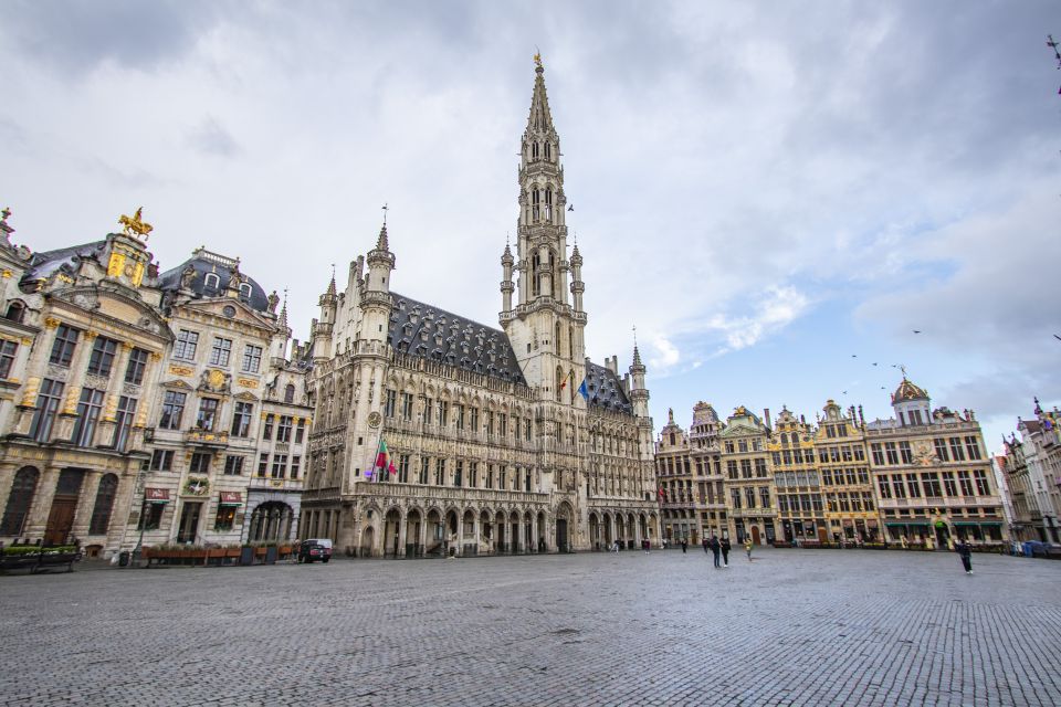 Brussels: Private Architecture Tour With a Local Expert - Activity Duration & Meeting Point