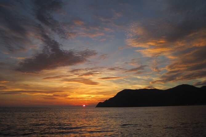 Cinque Terre Sunset Boat Tour Experience - Weather Considerations and Tour Operations