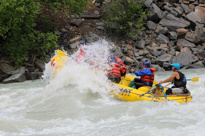 Extreme Whitewater Rafting on Kicking Horse River - Tips for a Thrilling Adventure