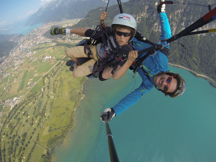 From Geneva: Paragliding and Interlaken Trip - Village Exploration