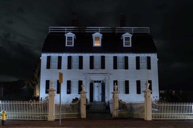 History and Hauntings of Salem Guided Walking Tour - Common questions