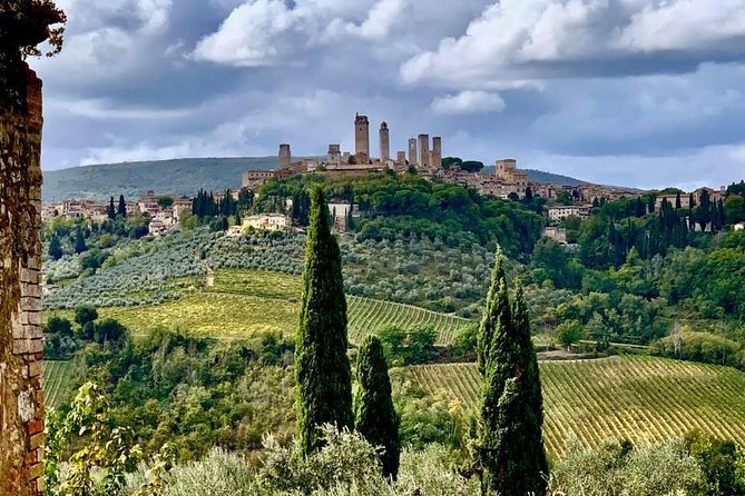 Horseback Ride in S.Gimignano With Tuscan Lunch Chianti Tasting - Common questions