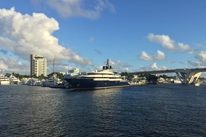 Jungle Queen Riverboat 90-Minute Narrated Sightseeing Cruise in Fort Lauderdale - Helpful Traveler Tips Provided