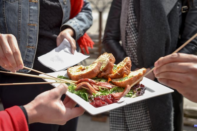 Kensington Market -Torontos Neighborhood International Food Tour - Traveler Feedback