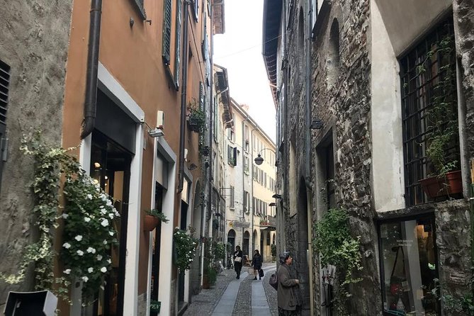 Lake Como: Guided Electric Bike Tour With Ipad and Audio Helmet - Common questions