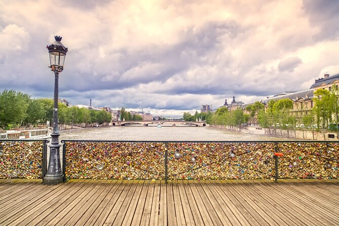Live, Laugh, Love Along the Seine Outdoor Escape Game in Paris - App-Based Gameplay