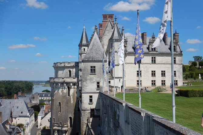 LOIRE VALLEY: Your Selection of Three Castles to Visit (Day-Trip From Paris) - Tour Inclusions and Customization Options