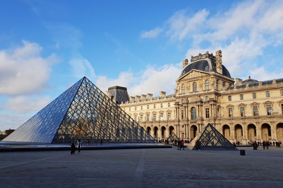 Louvre Private Guided Tour From Paris / Skip-The-Line - Pickup Information