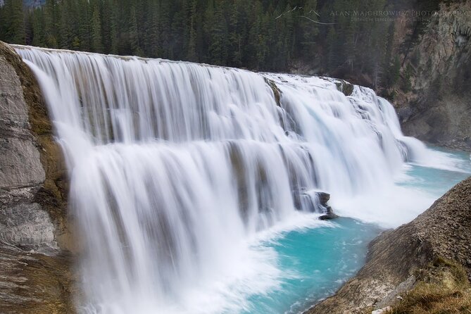 Moraine Lake and Takakkaw Falls From Banff / Canmore - Viator Help Center Access