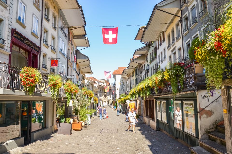 Nature Park Blue Lake, Panorama Bridge and Lake Thun Cruise - Suspension Bridge at Sigriswil