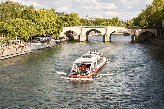 Packaged Cruise on Canal St Martin & Seine River - Common questions